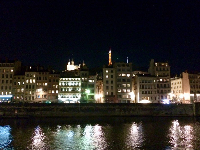 lyon-night