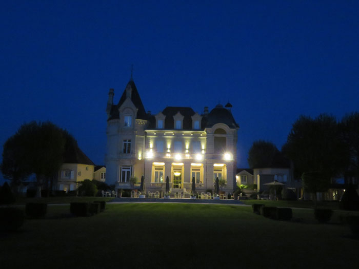 chateau-hotel